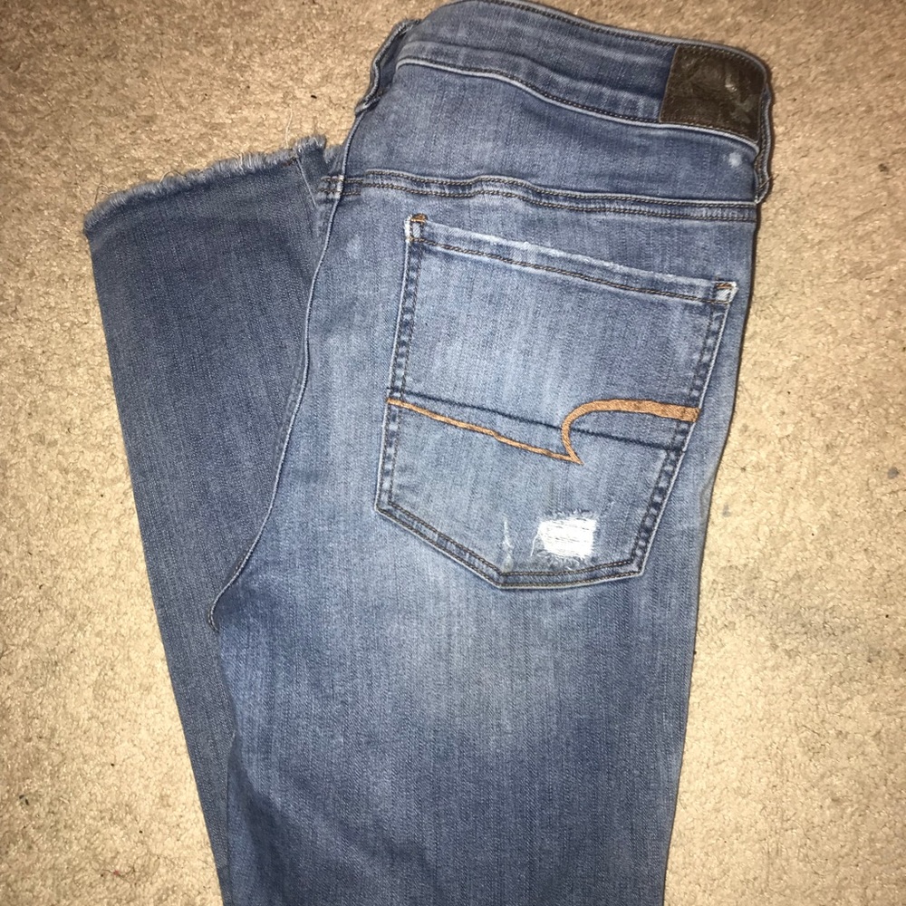 America Eagle crop jeans